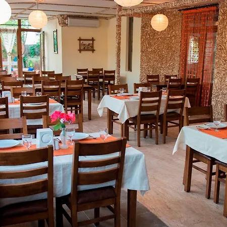 فندق Han Dalyan Hotel 3*